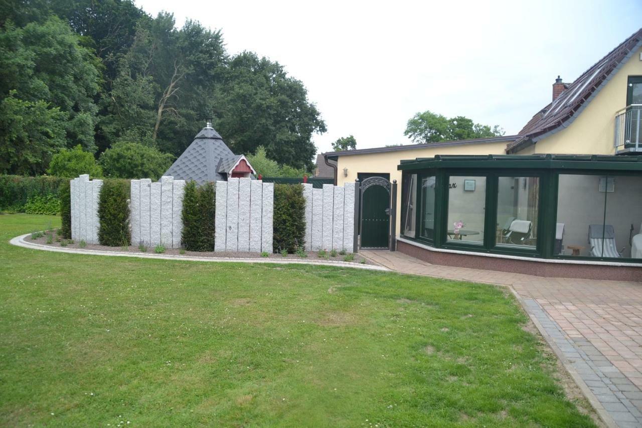 Radlerwohnung Bei Familie Saupe Schaprode Exterior foto